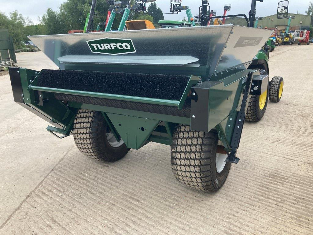 Turfco METE-R-MATIC XL Top Dresser - Tuinmachine: afbeelding 5 Turfco METE-R-MATIC XL Top Dresser - Tuinmachine: afbeelding 5