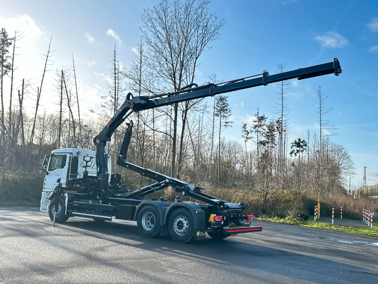 MAN TGS 26.470 6x2 Abrollkipper + Kran Hiab 138-3 - Haakarmsysteem vrachtwagen, Kraanwagen: afbeelding 4 MAN TGS 26.470 6x2 Abrollkipper + Kran Hiab 138-3 - Haakarmsysteem vrachtwagen, Kraanwagen: afbeelding 4