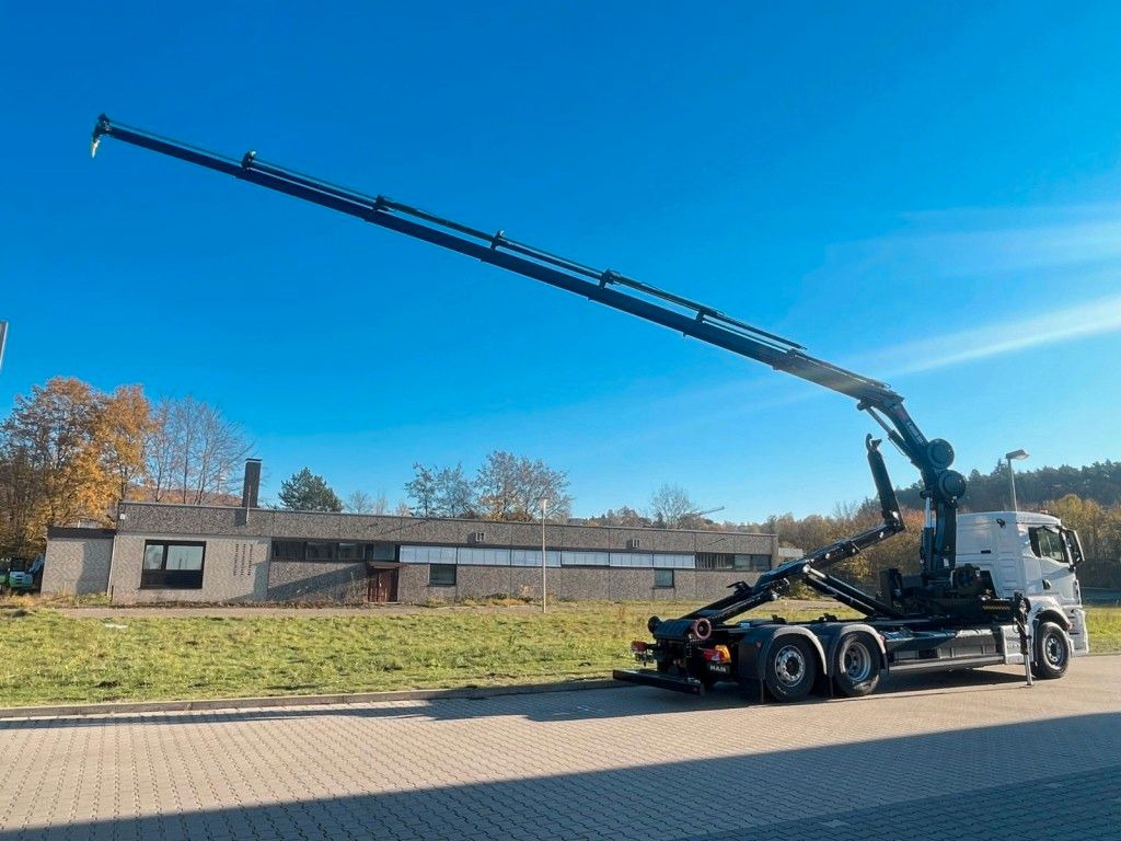 MAN TGS 26.470 6x2 Abrollkipper + Kran Hiab 228-6 - Haakarmsysteem vrachtwagen, Kraanwagen: afbeelding 5 MAN TGS 26.470 6x2 Abrollkipper + Kran Hiab 228-6 - Haakarmsysteem vrachtwagen, Kraanwagen: afbeelding 5