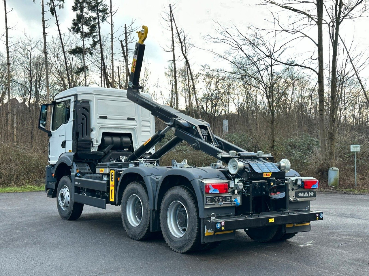 MAN TGS 33.440 6x4 Euro6e Abrollkipper Hyva - Haakarmsysteem vrachtwagen, Kraanwagen: afbeelding 4 MAN TGS 33.440 6x4 Euro6e Abrollkipper Hyva - Haakarmsysteem vrachtwagen, Kraanwagen: afbeelding 4