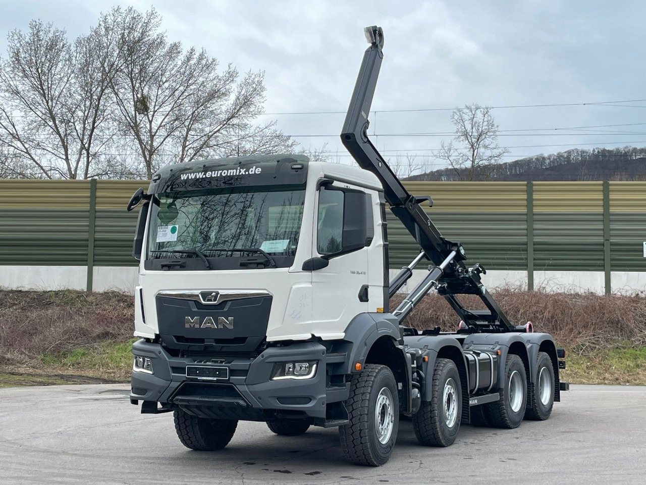 MAN TGS 35.480 8x4 Euro6e Hiab MultLift Abrollkipper - Haakarmsysteem vrachtwagen, Kraanwagen: afbeelding 2 MAN TGS 35.480 8x4 Euro6e Hiab MultLift Abrollkipper - Haakarmsysteem vrachtwagen, Kraanwagen: afbeelding 2
