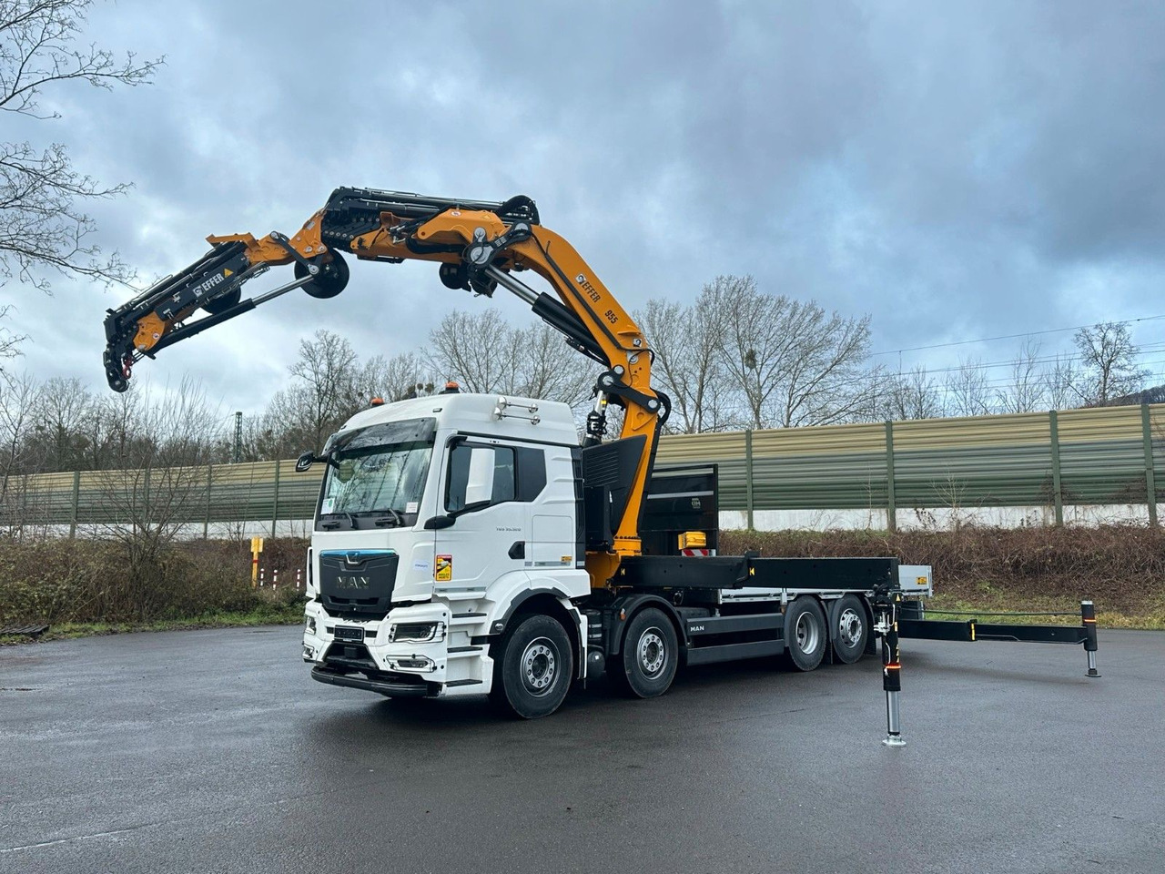 MAN TGS 35.520 8X2 Hiab EFFER 955-8s +Jib 6s - Vrachtwagen met open laadbak, Kraanwagen: afbeelding 1 MAN TGS 35.520 8X2 Hiab EFFER 955-8s +Jib 6s - Vrachtwagen met open laadbak, Kraanwagen: afbeelding 1