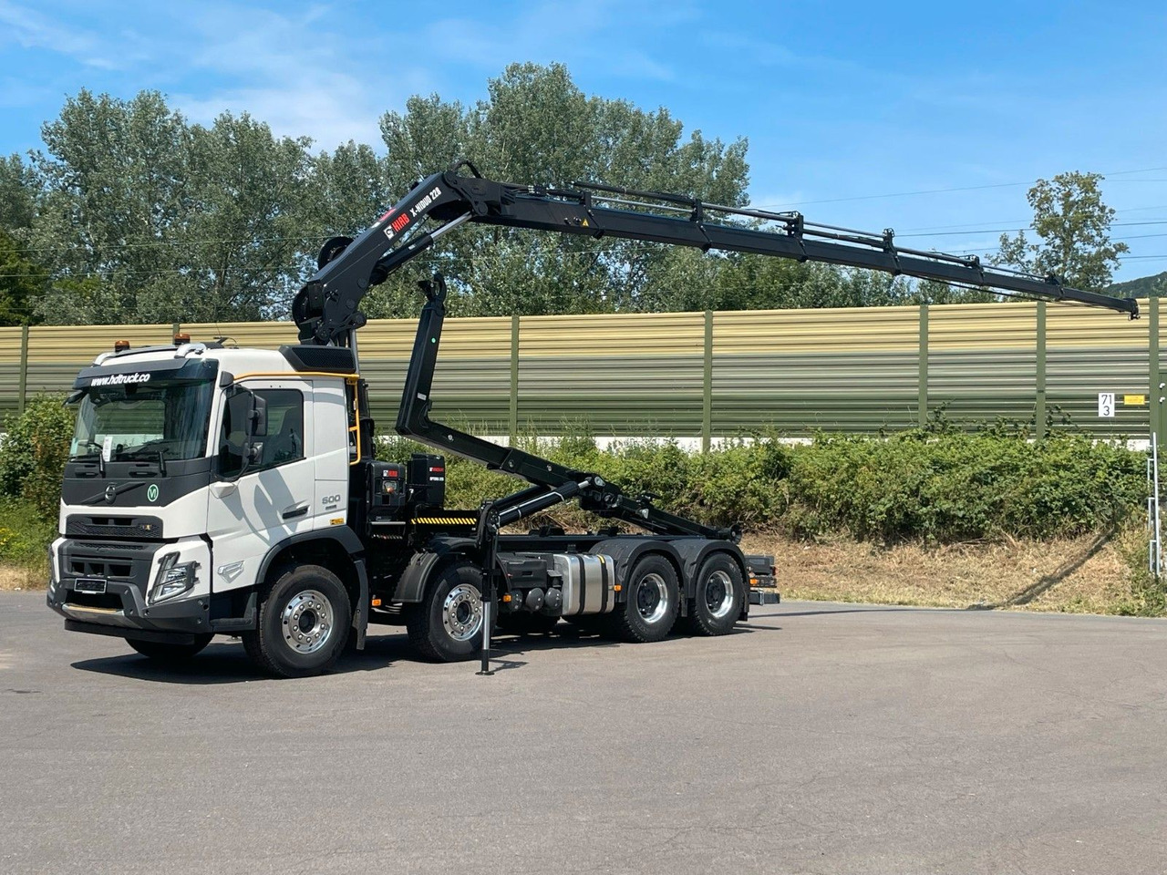 Volvo FMX 500 8x4 Abrollkipper + Kran Hiab 228-6 - Haakarmsysteem vrachtwagen, Kraanwagen: afbeelding 1 Volvo FMX 500 8x4 Abrollkipper + Kran Hiab 228-6 - Haakarmsysteem vrachtwagen, Kraanwagen: afbeelding 1