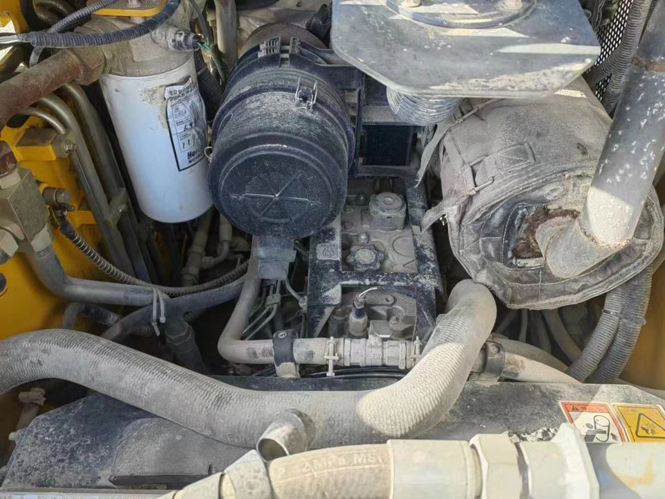USED Liugong 365B Skid Steer Loader: Unleashing Optimal Efficiency and Strength - Schranklader: afbeelding 5 USED Liugong 365B Skid Steer Loader: Unleashing Optimal Efficiency and Strength - Schranklader: afbeelding 5