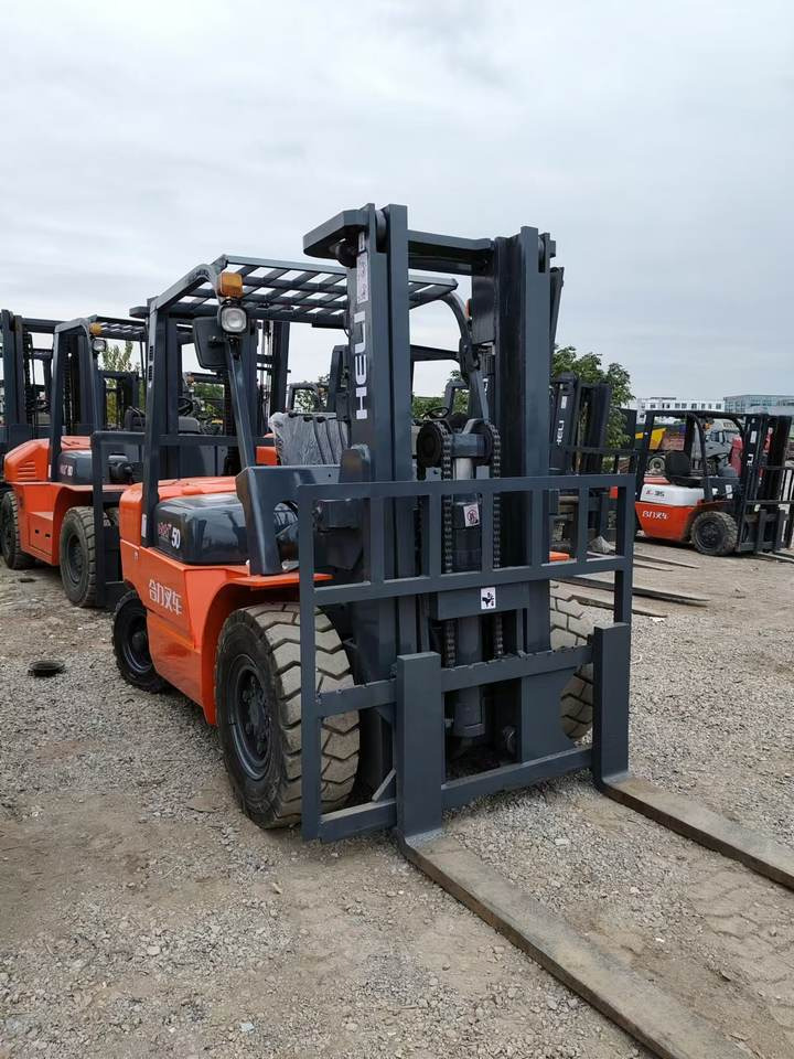 Used HELI Compact 5-ton Full Free Lift Mast Forklift Isuzu Engine - Diesel heftruck: afbeelding 2 Used HELI Compact 5-ton Full Free Lift Mast Forklift Isuzu Engine - Diesel heftruck: afbeelding 2