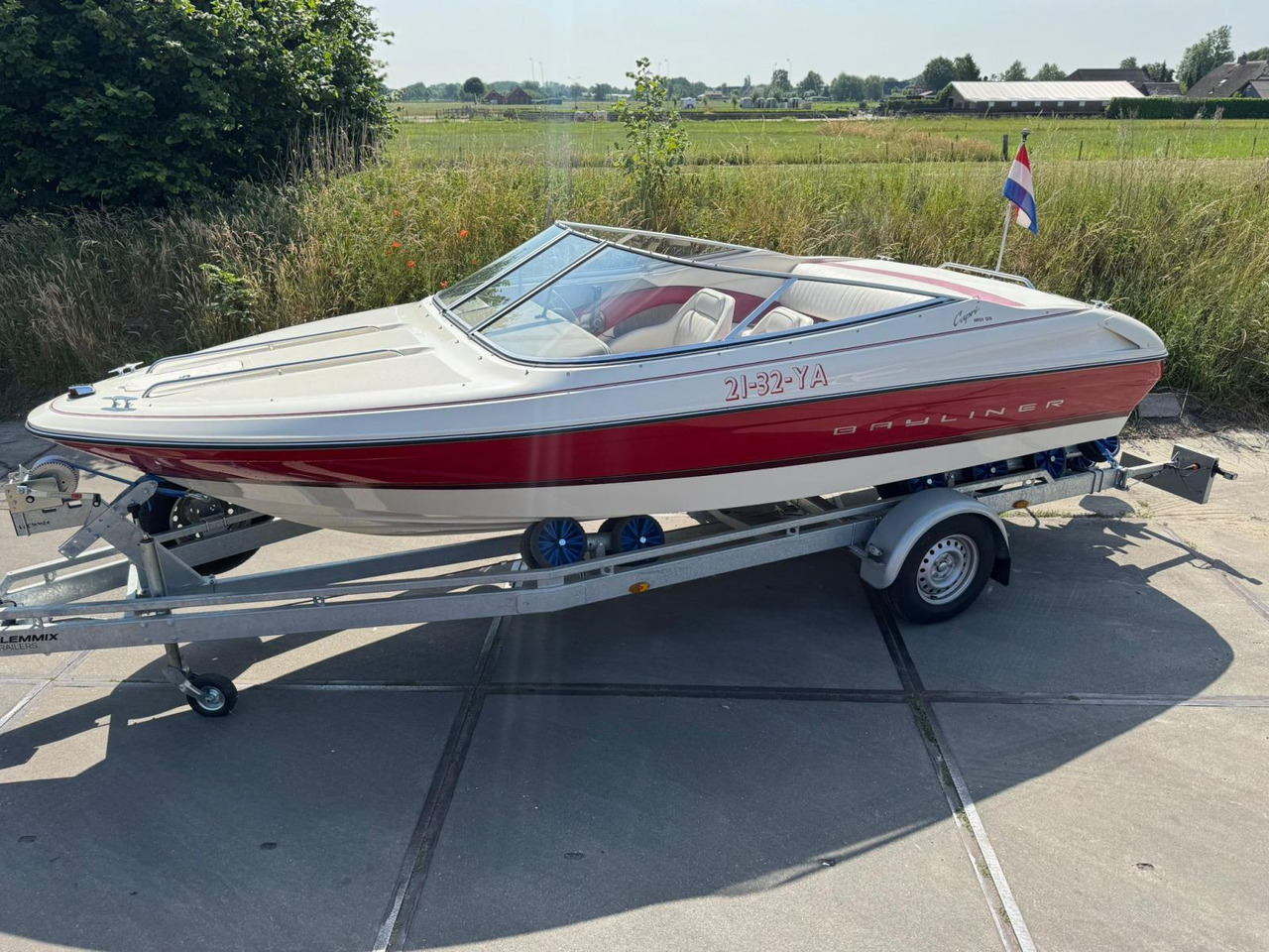 Bayliner Capri 1851 SS 4,3L V6+ Kalf Trailer - Andere machine: afbeelding 1 Bayliner Capri 1851 SS 4,3L V6+ Kalf Trailer - Andere machine: afbeelding 1