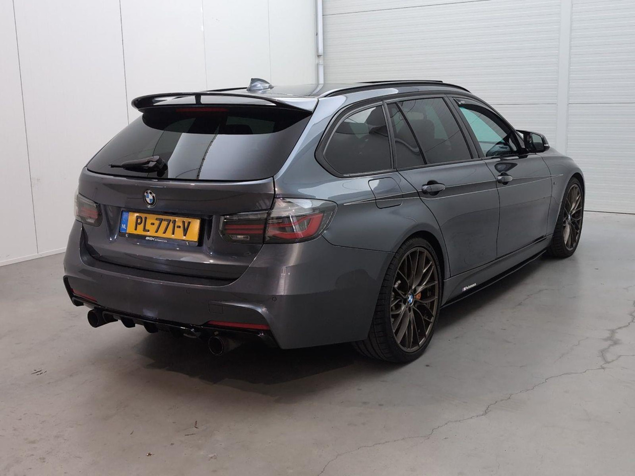 BMW 3-serie Touring 340i xDrive High Executive | 2017 | 202.316 km | Automaat | PL771V | NAP: Geen oordeel - Personenwagen: afbeelding 4 BMW 3-serie Touring 340i xDrive High Executive | 2017 | 202.316 km | Automaat | PL771V | NAP: Geen oordeel - Personenwagen: afbeelding 4