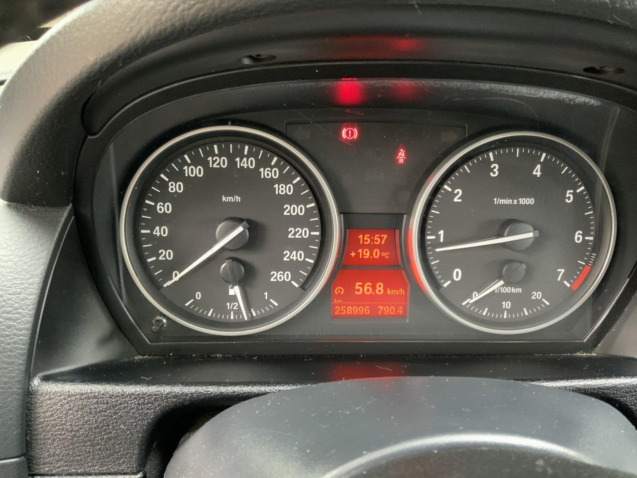 BMW | X1 | sDrive18i Executive M-pakket interieur + exterieur | 2011 | 258.996 km | 40-PRP-5 - SUV: afbeelding 3 BMW | X1 | sDrive18i Executive M-pakket interieur + exterieur | 2011 | 258.996 km | 40-PRP-5 - SUV: afbeelding 3