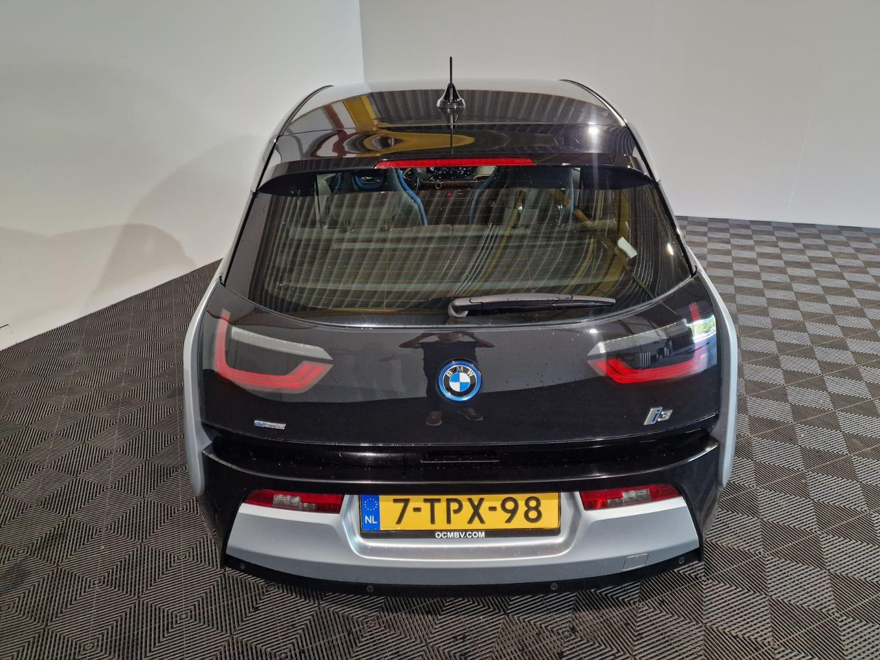 BMW i3 Range Extender 7-TPX-98 - Personenwagen: afbeelding 2 BMW i3 Range Extender 7-TPX-98 - Personenwagen: afbeelding 2