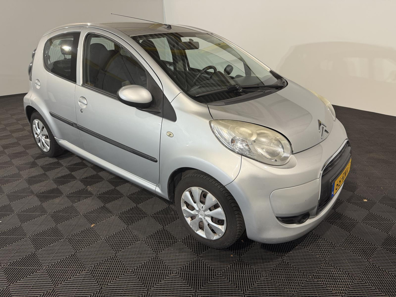 Citroen | C1 | 1.0-12V Selection | 2011 | 225.479 km | 66RNV7 | Logisch - Hatchback: afbeelding 3 Citroen | C1 | 1.0-12V Selection | 2011 | 225.479 km | 66RNV7 | Logisch - Hatchback: afbeelding 3