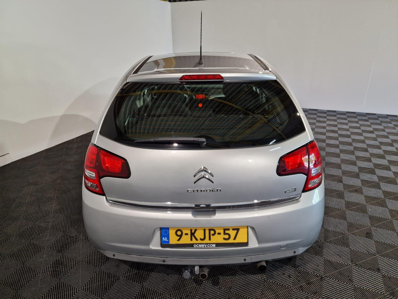 Citroen C3 1.6 Vti 9-KJP-57 193.593 km - Personenwagen: afbeelding 2 Citroen C3 1.6 Vti 9-KJP-57 193.593 km - Personenwagen: afbeelding 2