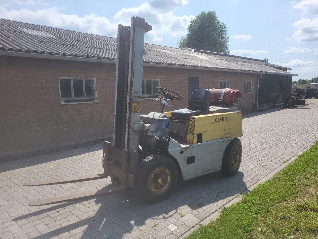 Clark CY40 Heftruck LPG - LPG heftruck: afbeelding 1 Clark CY40 Heftruck LPG - LPG heftruck: afbeelding 1
