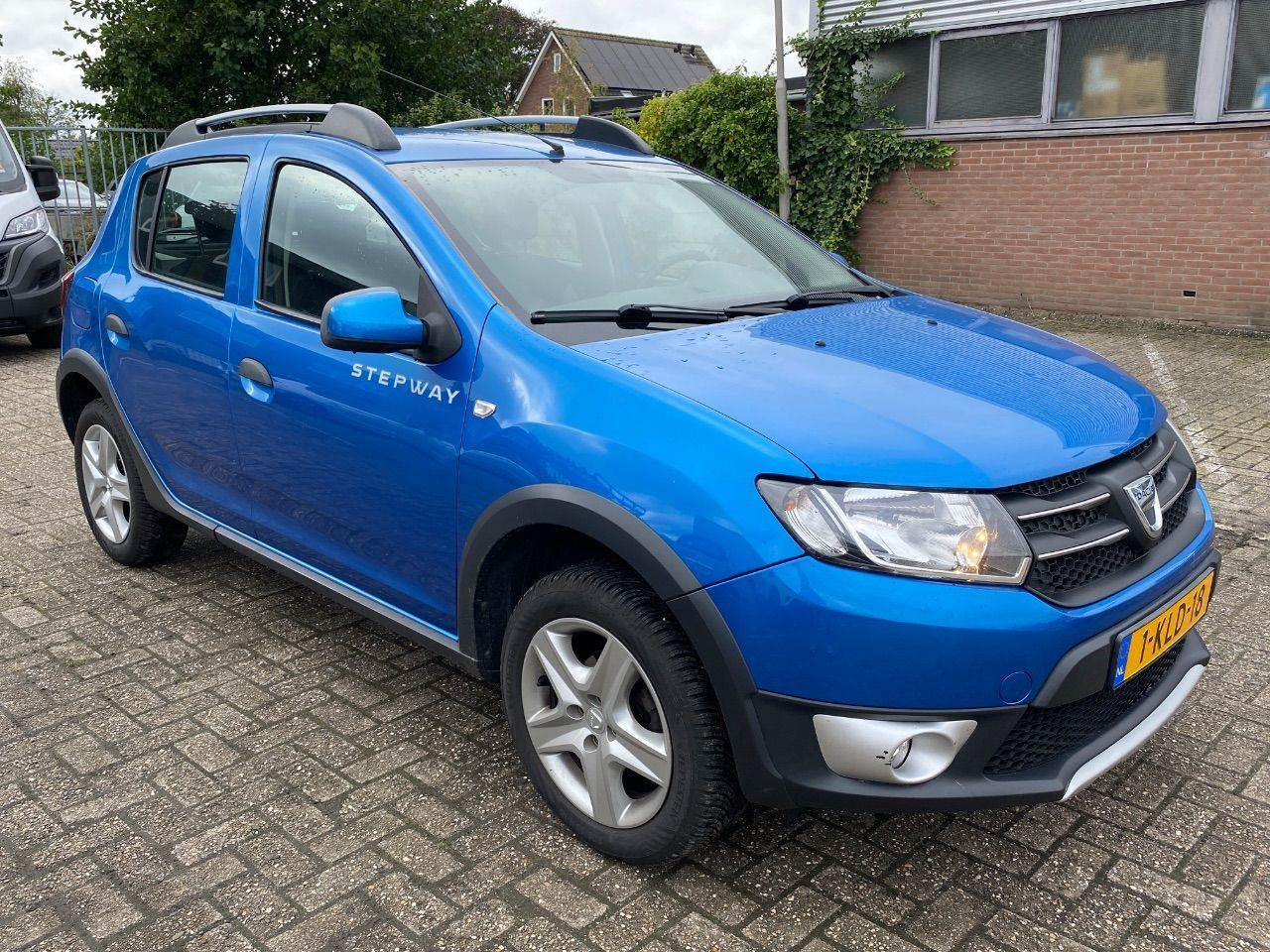 Dacia Sandero 0.9 TCe Stepway Lauréate | 2013 | 116.155 km | 1KLD18 | NAP: Logisch - Hatchback: afbeelding 2 Dacia Sandero 0.9 TCe Stepway Lauréate | 2013 | 116.155 km | 1KLD18 | NAP: Logisch - Hatchback: afbeelding 2