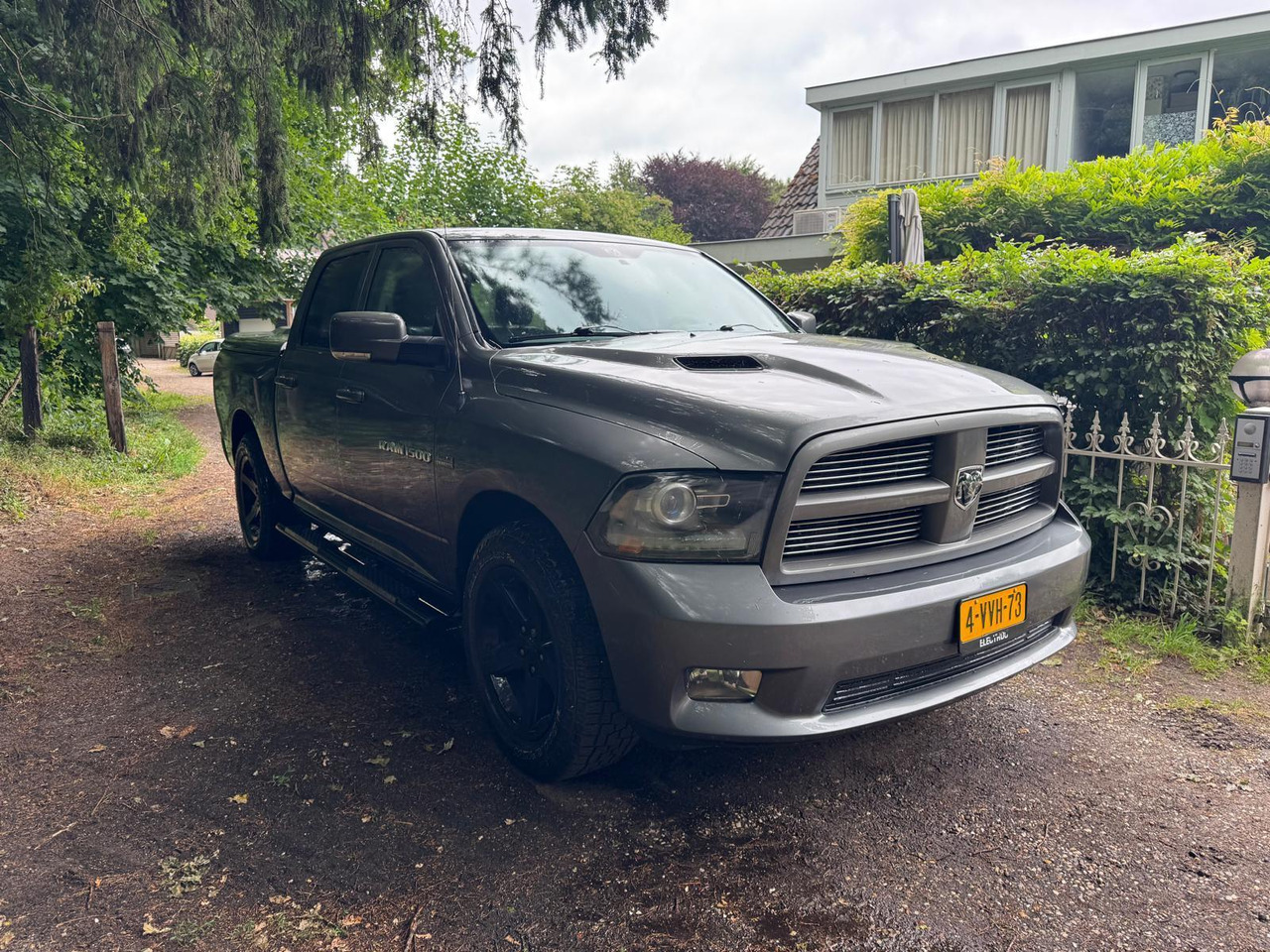 Dodge Ram 1500 5.7 V8 4X4 Crew Cab 5'7 Sport LPG 2012 248.406 km 4-VVH-73 - Pick-up: afbeelding 3 Dodge Ram 1500 5.7 V8 4X4 Crew Cab 5'7 Sport LPG 2012 248.406 km 4-VVH-73 - Pick-up: afbeelding 3