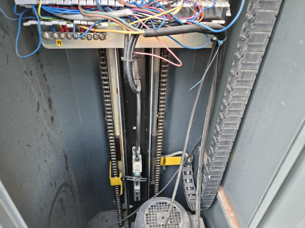 EVC MH R9-2000AE Wikkelmachine - Werkplaats toebehoor: afbeelding 5 EVC MH R9-2000AE Wikkelmachine - Werkplaats toebehoor: afbeelding 5