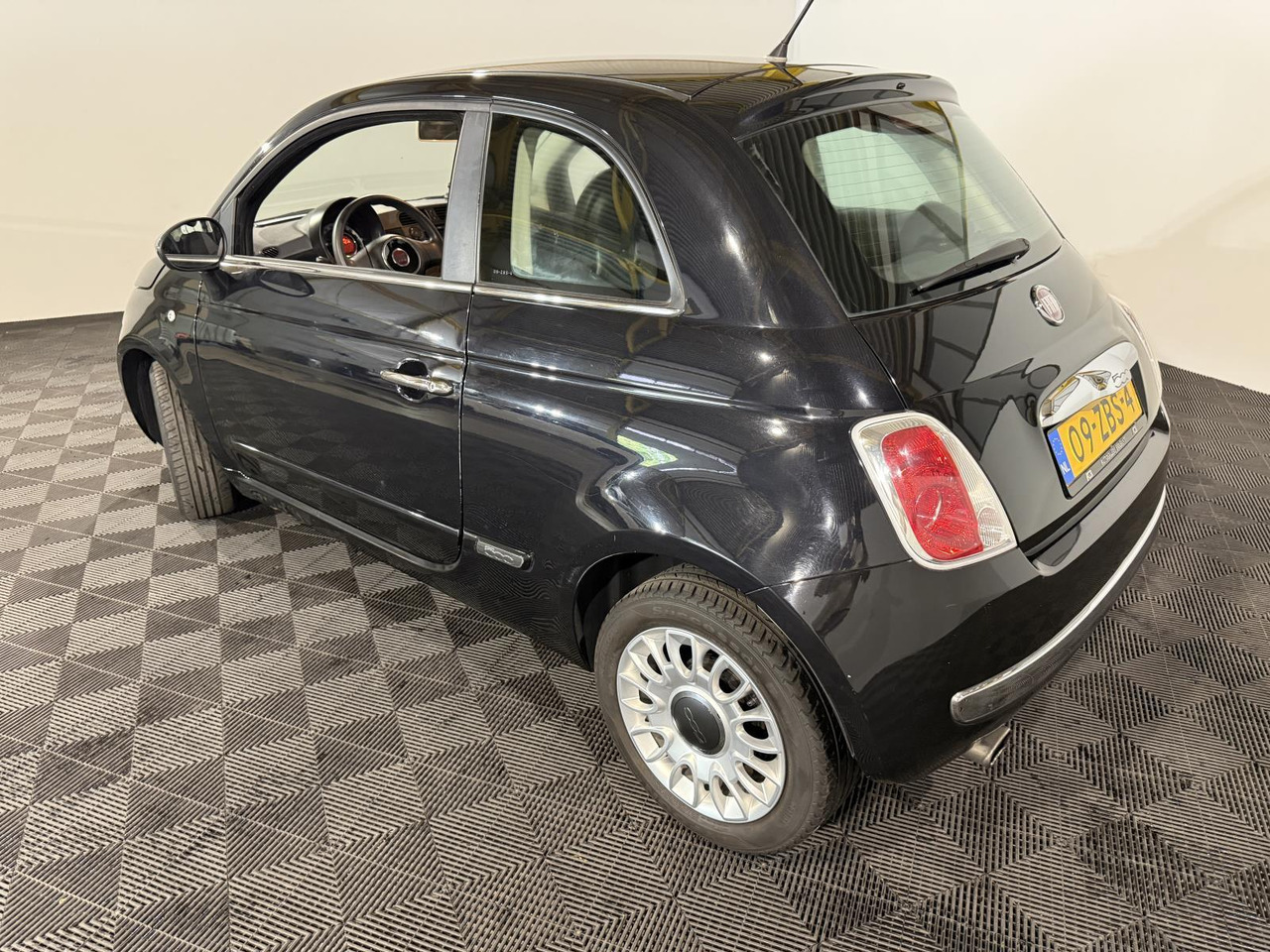 Fiat 500 0.9 TwinAir Pop | 2012 | 160.622 km | 09-ZBS-4 - Hatchback: afbeelding 2 Fiat 500 0.9 TwinAir Pop | 2012 | 160.622 km | 09-ZBS-4 - Hatchback: afbeelding 2
