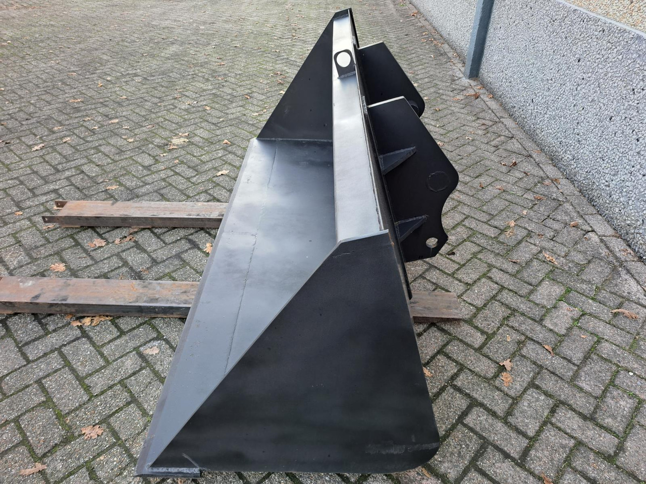 Grondbak t.b.v. Verreiker – Nieuw, Breedte 240 cm (1) - Voorladerbak: afbeelding 3 Grondbak t.b.v. Verreiker – Nieuw, Breedte 240 cm (1) - Voorladerbak: afbeelding 3