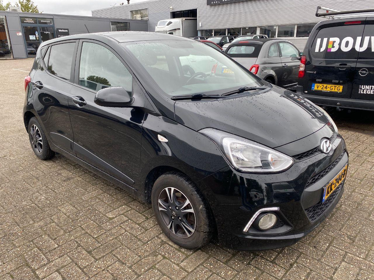 Hyundai i10 1.0i i - Motion Go! 2016 | 2016 | 182.734 km | KK244B | NAP: Logisch - Hatchback: afbeelding 2 Hyundai i10 1.0i i - Motion Go! 2016 | 2016 | 182.734 km | KK244B | NAP: Logisch - Hatchback: afbeelding 2