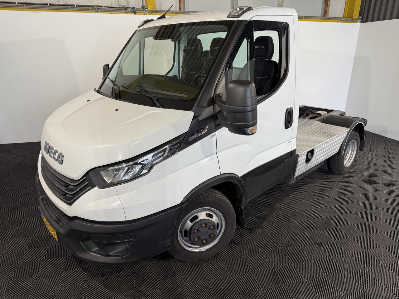 Iveco 40C18 Daily VSH-15-F 201.901 km - BE trekker: afbeelding 1 Iveco 40C18 Daily VSH-15-F 201.901 km - BE trekker: afbeelding 1