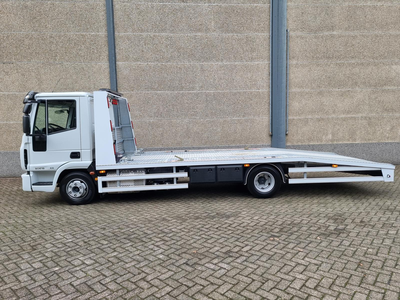 Iveco EuroCargo 80 Oprijwagen 42-BXH-4 - Autovrachtwagen vrachtwagen: afbeelding 4 Iveco EuroCargo 80 Oprijwagen 42-BXH-4 - Autovrachtwagen vrachtwagen: afbeelding 4