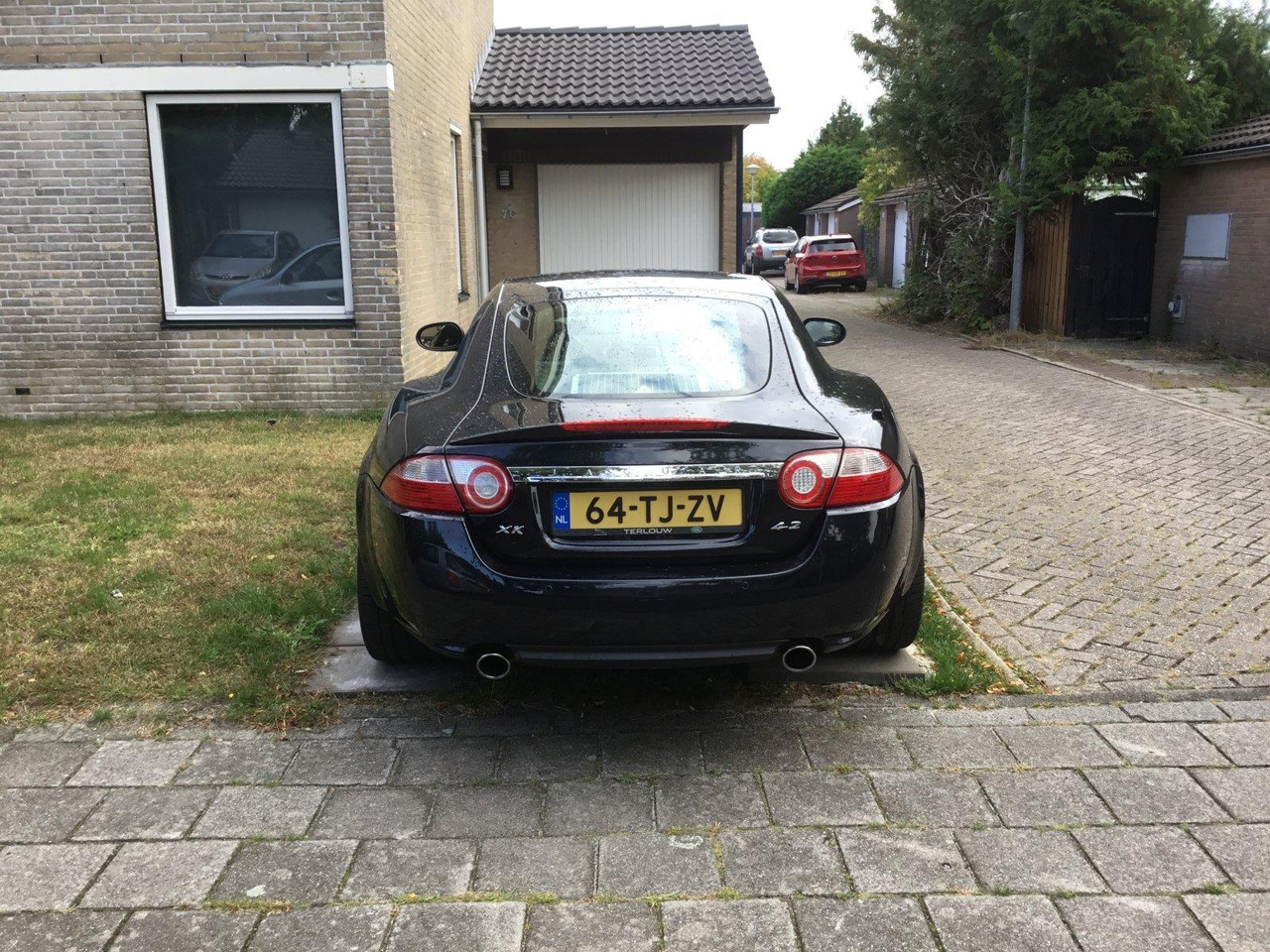 Jaguar | XK | 4.2 V8 Coupé Automaat | 2006 | 266.305 km | 64-TJ-ZV | Logisch - Personenwagen: afbeelding 4 Jaguar | XK | 4.2 V8 Coupé Automaat | 2006 | 266.305 km | 64-TJ-ZV | Logisch - Personenwagen: afbeelding 4