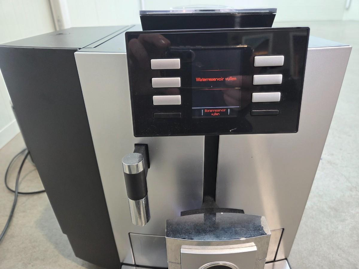 Jura X8 Platina Koffiemachine 2021+ Jura Cool Controle - Voedselverwerkende machine: afbeelding 4 Jura X8 Platina Koffiemachine 2021+ Jura Cool Controle - Voedselverwerkende machine: afbeelding 4