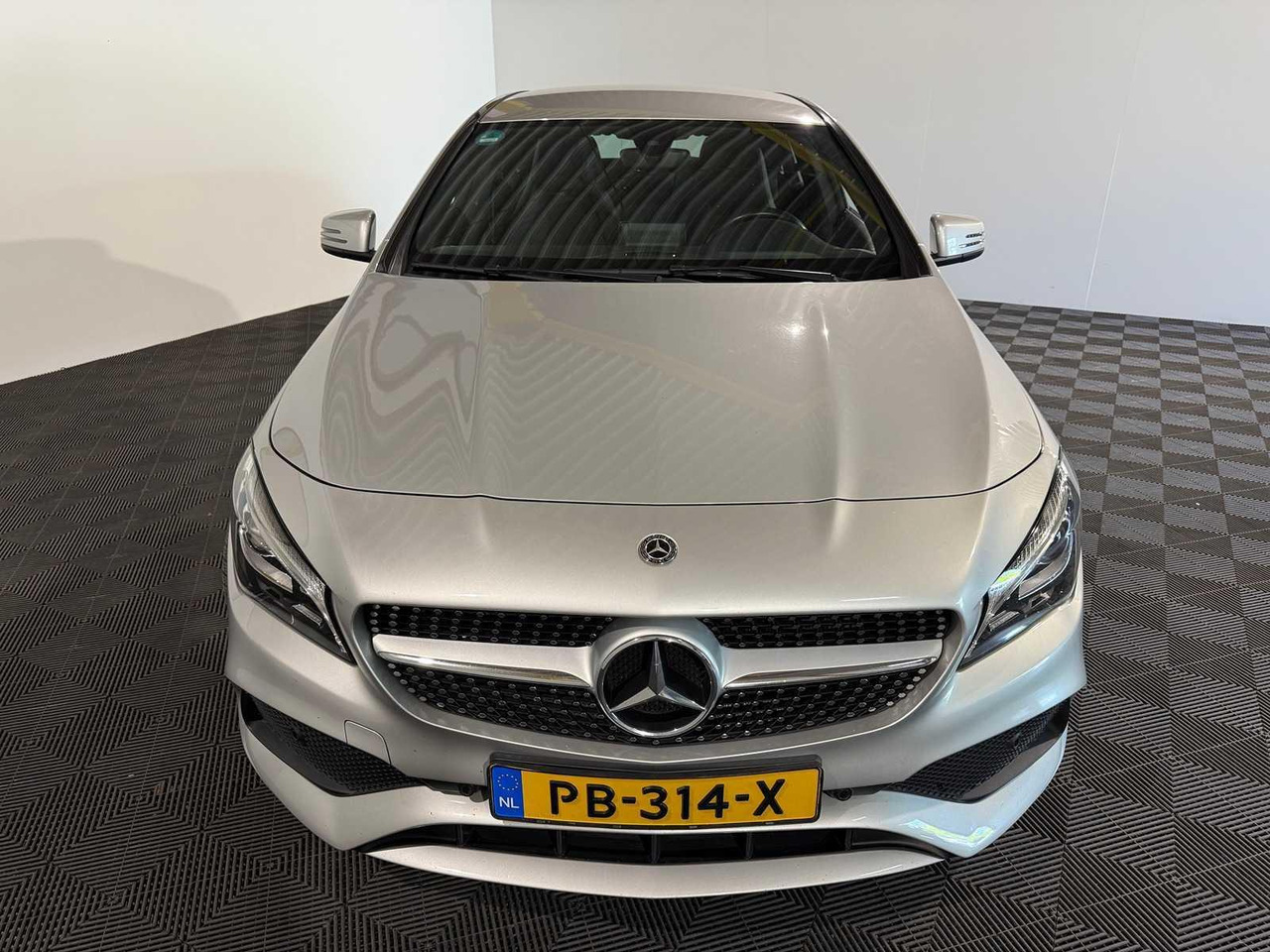 Mercedes-Benz CLA-klasse Shooting Brake 180 d Business Solution AMG | 2017 | 178.913 km | PB-314-X - Personenwagen: afbeelding 5 Mercedes-Benz CLA-klasse Shooting Brake 180 d Business Solution AMG | 2017 | 178.913 km | PB-314-X - Personenwagen: afbeelding 5