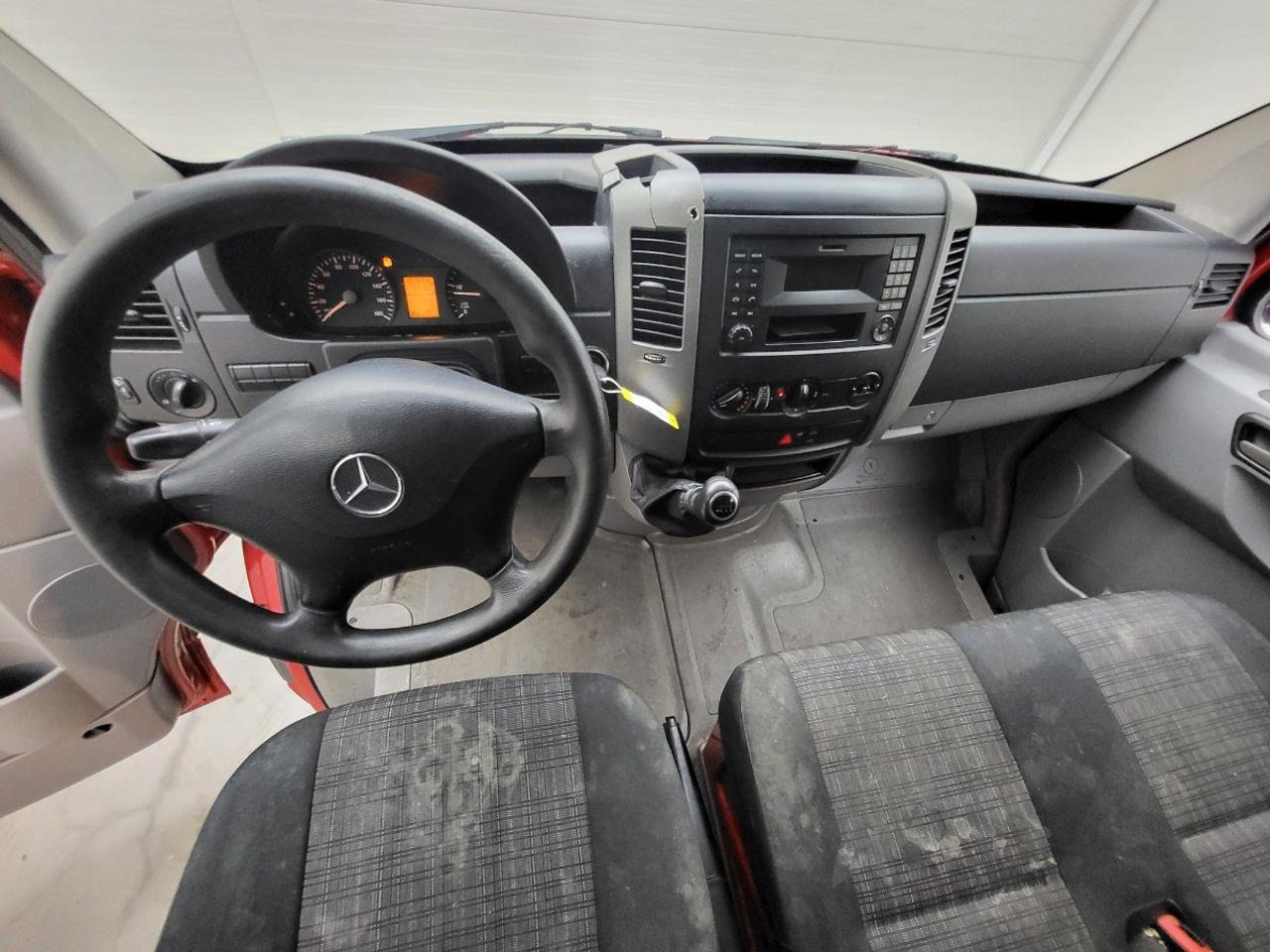 Mercedes - Benz Sprinter 210 2.2 CDI 366 Functional HD | 2014 | 193.653 km | VH785S | NAP: Logisch - Gesloten bestelwagen: afbeelding 5 Mercedes - Benz Sprinter 210 2.2 CDI 366 Functional HD | 2014 | 193.653 km | VH785S | NAP: Logisch - Gesloten bestelwagen: afbeelding 5