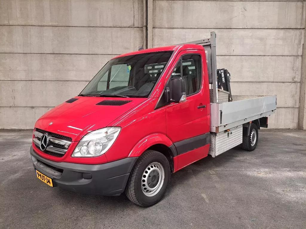 Mercedes-Benz Sprinter 313 2.2 CDI AUT Open laadbak met Hiab 008T kraan 9-VJT-34 213.086 km - Bestelwagen open laadbak: afbeelding 1 Mercedes-Benz Sprinter 313 2.2 CDI AUT Open laadbak met Hiab 008T kraan 9-VJT-34 213.086 km - Bestelwagen open laadbak: afbeelding 1