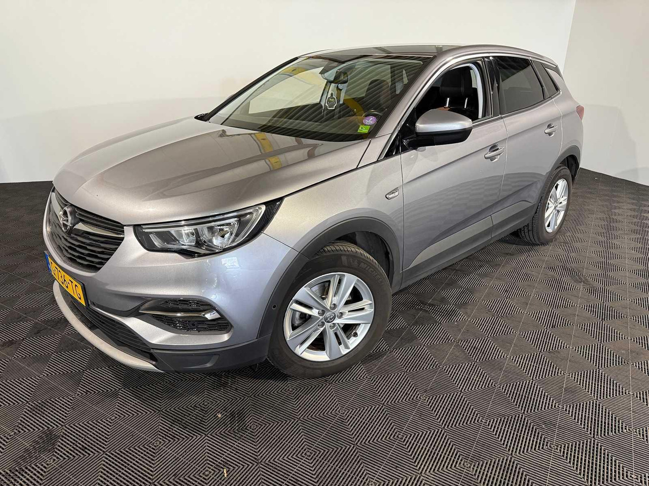 Personenwagen Opel Grandland X 1.2 Turbo Business Executive 2019 200.645 km G-736-TG: afbeelding 1