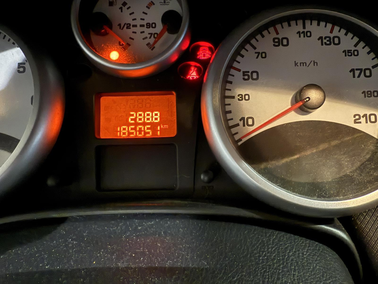 Peugeot | 207 | 1.4 VTi Cool 'n Blue | 2008 | 185.053 km | 58GBH2 | Logisch - Hatchback: afbeelding 2 Peugeot | 207 | 1.4 VTi Cool 'n Blue | 2008 | 185.053 km | 58GBH2 | Logisch - Hatchback: afbeelding 2