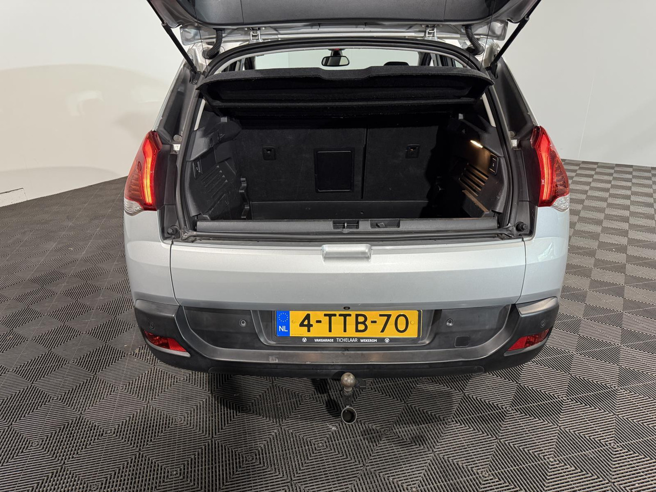 Peugeot 3008 1.6 THP Active | 2014 | 199.032 km | 4-TTB-70 - SUV: afbeelding 5 Peugeot 3008 1.6 THP Active | 2014 | 199.032 km | 4-TTB-70 - SUV: afbeelding 5
