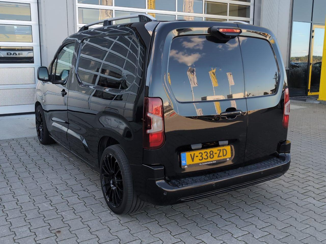 Peugeot Partner 1.5 BlueHDI Asphalt | 2019 | 141.887 km | Automaat | V338ZD | NAP: Logisch - Kleine bestelwagen: afbeelding 3 Peugeot Partner 1.5 BlueHDI Asphalt | 2019 | 141.887 km | Automaat | V338ZD | NAP: Logisch - Kleine bestelwagen: afbeelding 3