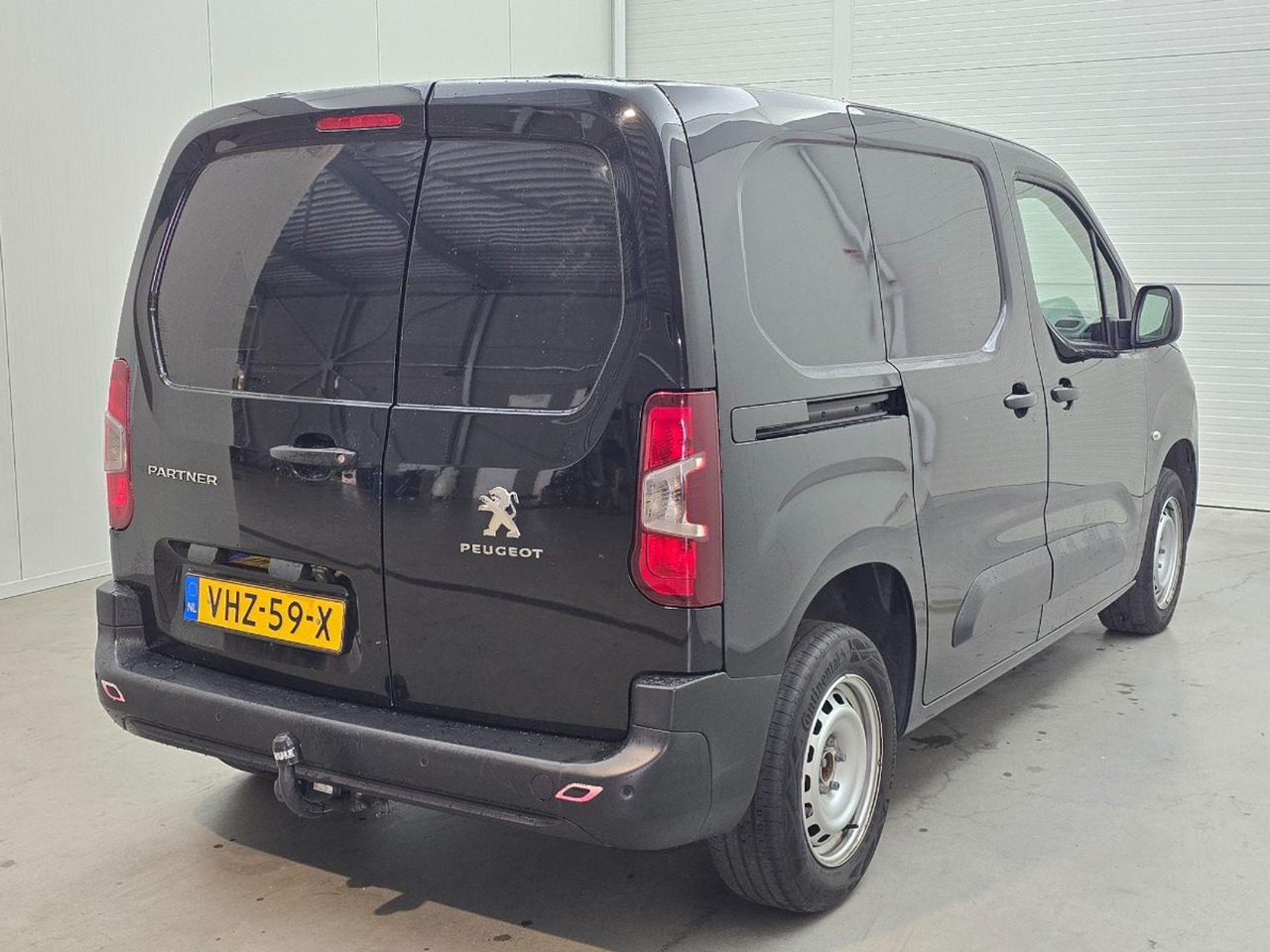 Peugeot Partner 1.5 BlueHDI Premium | 2021 | 135.456 km | VHZ59X | NAP: Logisch - Bestelwagen met dubbele cabine: afbeelding 4 Peugeot Partner 1.5 BlueHDI Premium | 2021 | 135.456 km | VHZ59X | NAP: Logisch - Bestelwagen met dubbele cabine: afbeelding 4