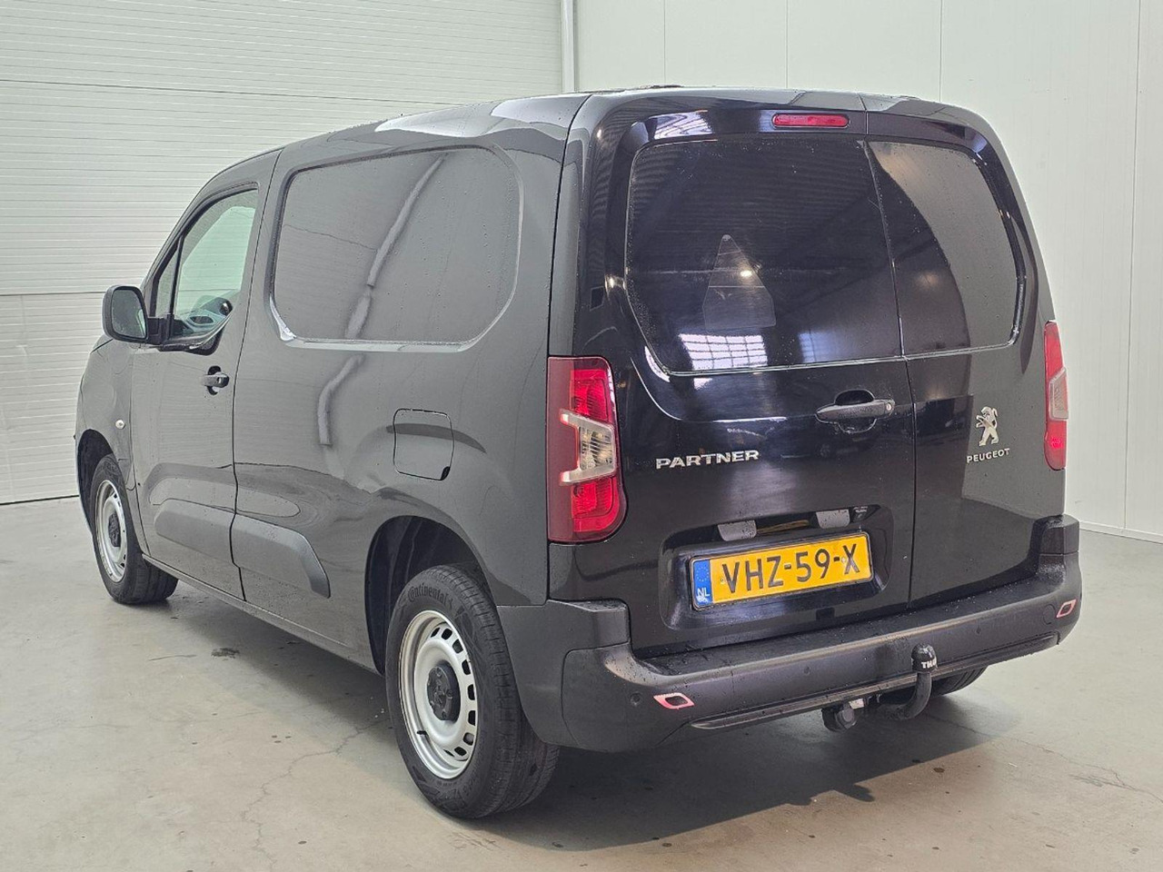 Peugeot Partner 1.5 BlueHDI Premium | 2021 | 135.456 km | VHZ59X | NAP: Logisch - Bestelwagen met dubbele cabine: afbeelding 3 Peugeot Partner 1.5 BlueHDI Premium | 2021 | 135.456 km | VHZ59X | NAP: Logisch - Bestelwagen met dubbele cabine: afbeelding 3