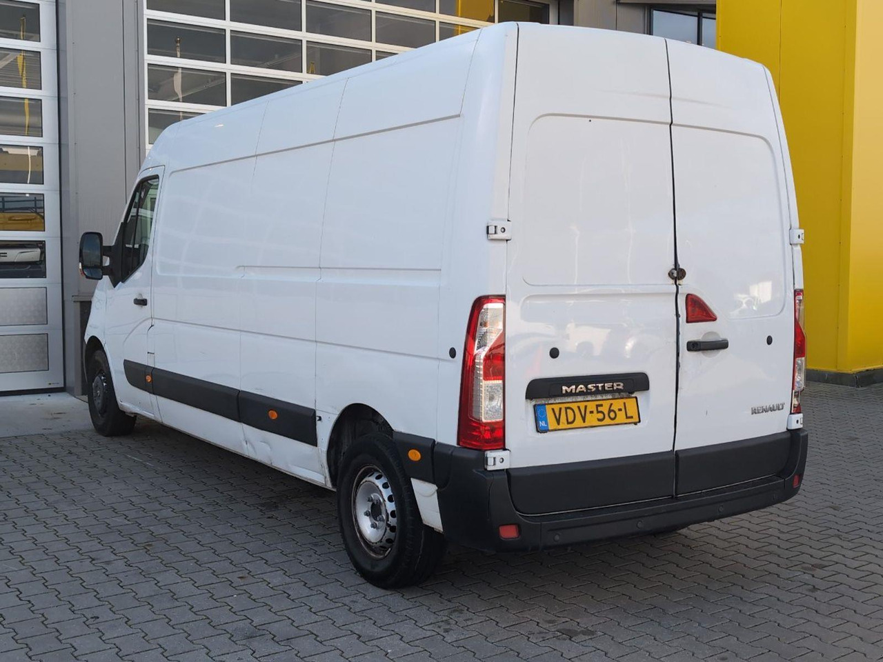 Renault Master T35 2.3 dCi L3H2 | 2019 | 290.394 km | VDV56L | NAP: Logisch - Gesloten bestelwagen: afbeelding 3 Renault Master T35 2.3 dCi L3H2 | 2019 | 290.394 km | VDV56L | NAP: Logisch - Gesloten bestelwagen: afbeelding 3
