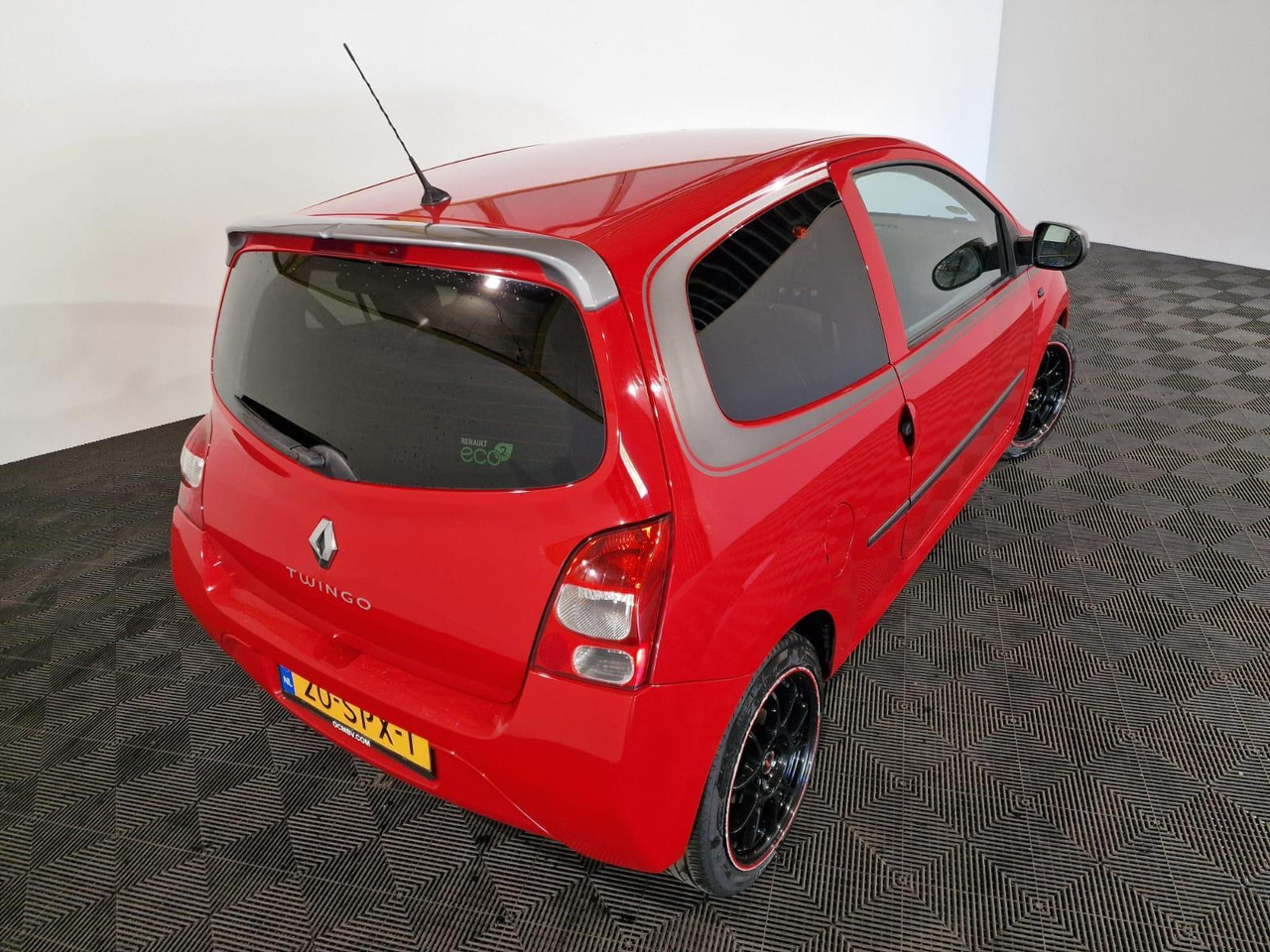 Renault Twingo 1.2-16V Collection 20-SPX-1 - Personenwagen: afbeelding 4 Renault Twingo 1.2-16V Collection 20-SPX-1 - Personenwagen: afbeelding 4