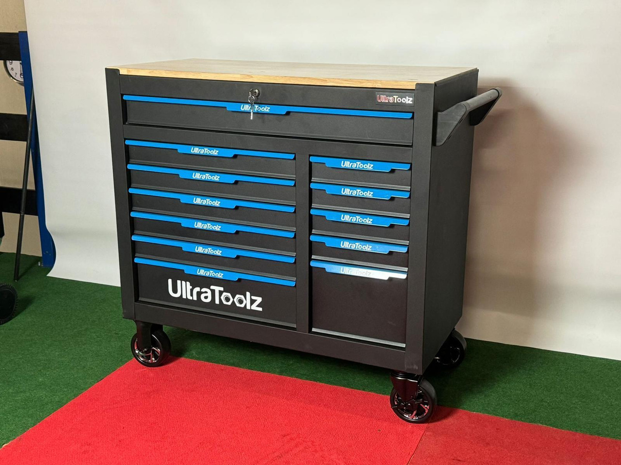 UltraToolz Jumbo gereedschapswagen - Werkplaats toebehoor: afbeelding 2 UltraToolz Jumbo gereedschapswagen - Werkplaats toebehoor: afbeelding 2