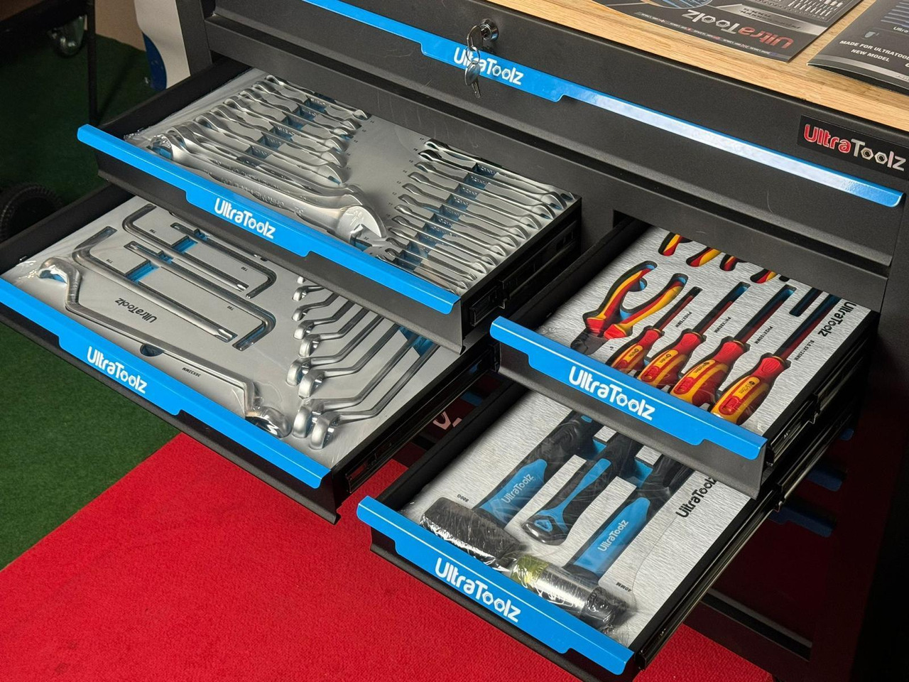 UltraToolz Jumbo gereedschapswagen - Werkplaats toebehoor: afbeelding 5 UltraToolz Jumbo gereedschapswagen - Werkplaats toebehoor: afbeelding 5