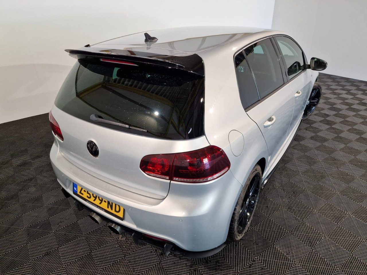 Volkswagen Golf 1.4TSI Highline R-Uitgevoerd Z-599-ND 160.958 km - Personenwagen: afbeelding 4 Volkswagen Golf 1.4TSI Highline R-Uitgevoerd Z-599-ND 160.958 km - Personenwagen: afbeelding 4