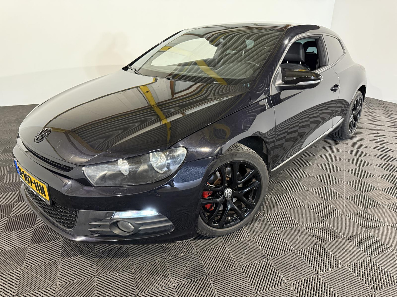 Volkswagen | Scirocco | 1.4 TSI | 2010 | 158.287 km | H107HN | Geen oordeel - Personenwagen: afbeelding 1 Volkswagen | Scirocco | 1.4 TSI | 2010 | 158.287 km | H107HN | Geen oordeel - Personenwagen: afbeelding 1
