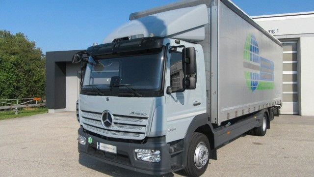 Mercedes-Benz 1224L Pr.LBW 2 to. langes Blatt, Tacho 4.1 - Schuifzeilen vrachtwagen: afbeelding 1 Mercedes-Benz 1224L Pr.LBW 2 to. langes Blatt, Tacho 4.1 - Schuifzeilen vrachtwagen: afbeelding 1