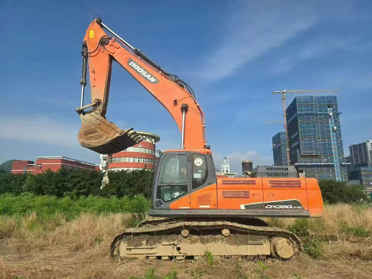 DOOSAN DX380 - Bouwmachine: afbeelding 1 DOOSAN DX380 - Bouwmachine: afbeelding 1