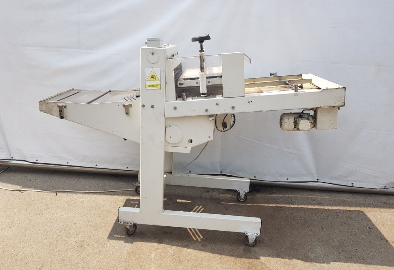 Daub Breadslicer 208/52 - Bakkerijmachine: afbeelding 1 Daub Breadslicer 208/52 - Bakkerijmachine: afbeelding 1