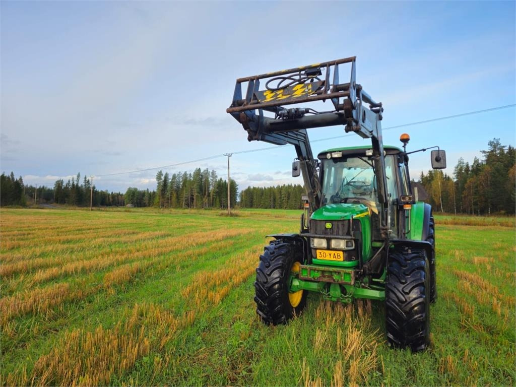 John Deere 6420S AP Premium Plus 50km/h - Tractor: afbeelding 3 John Deere 6420S AP Premium Plus 50km/h - Tractor: afbeelding 3