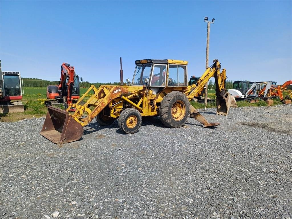 Massey Ferguson 50B traktorikaivuri - Graaflaadmachine: afbeelding 1 Massey Ferguson 50B traktorikaivuri - Graaflaadmachine: afbeelding 1