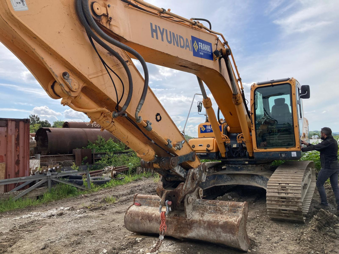 PELLE SUR CHENILLES HYUNDAI ROBEX 250 NLC-9 - Rupsgraafmachine: afbeelding 2 PELLE SUR CHENILLES HYUNDAI ROBEX 250 NLC-9 - Rupsgraafmachine: afbeelding 2