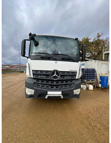 Mercedes-Benz Actros - Kleine betonpomp: afbeelding 1 Mercedes-Benz Actros - Kleine betonpomp: afbeelding 1