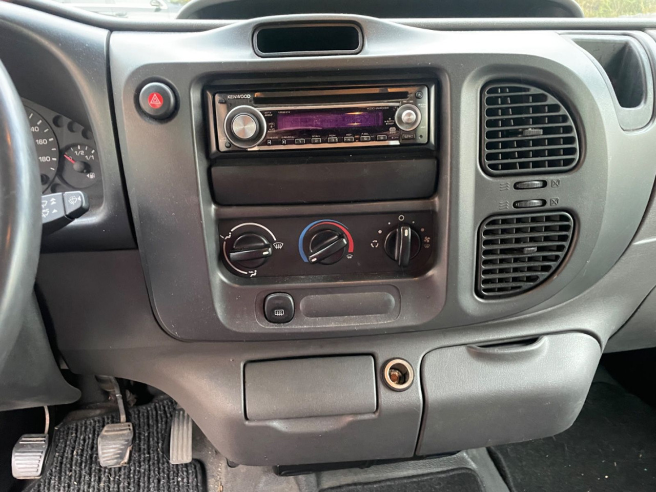 Ford Transit/mit Rollstuhl-Hebebühne - Minibus, Personenvervoer: afbeelding 4 Ford Transit/mit Rollstuhl-Hebebühne - Minibus, Personenvervoer: afbeelding 4