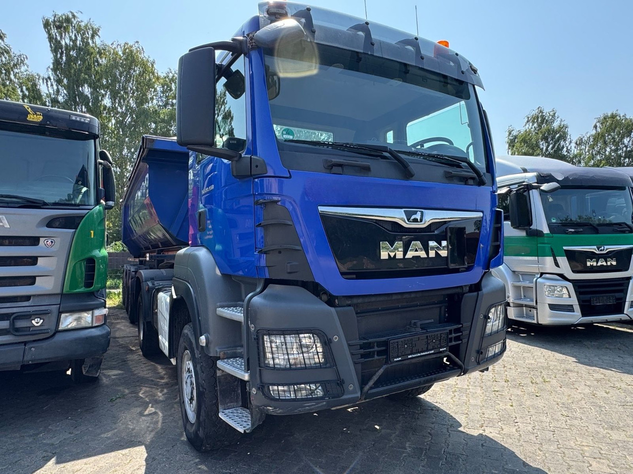 MAN 18.460 TGS/B-B/Kipp/4X4/klp.Zug/TOP-ZUSTAND - Kipper vrachtwagen: afbeelding 2 MAN 18.460 TGS/B-B/Kipp/4X4/klp.Zug/TOP-ZUSTAND - Kipper vrachtwagen: afbeelding 2